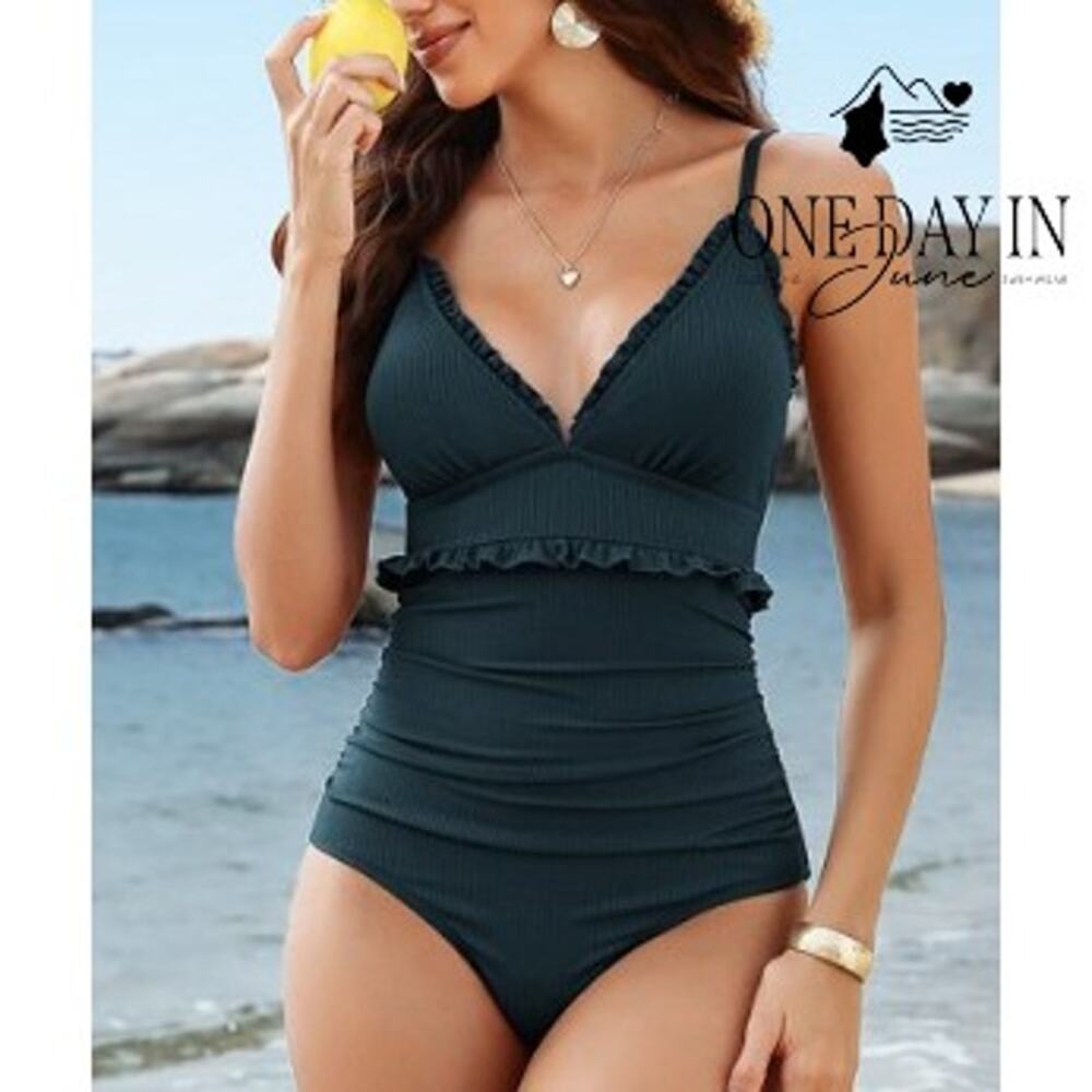 Charmo Ribbed Ruffle One Piece Swimsuit Size L